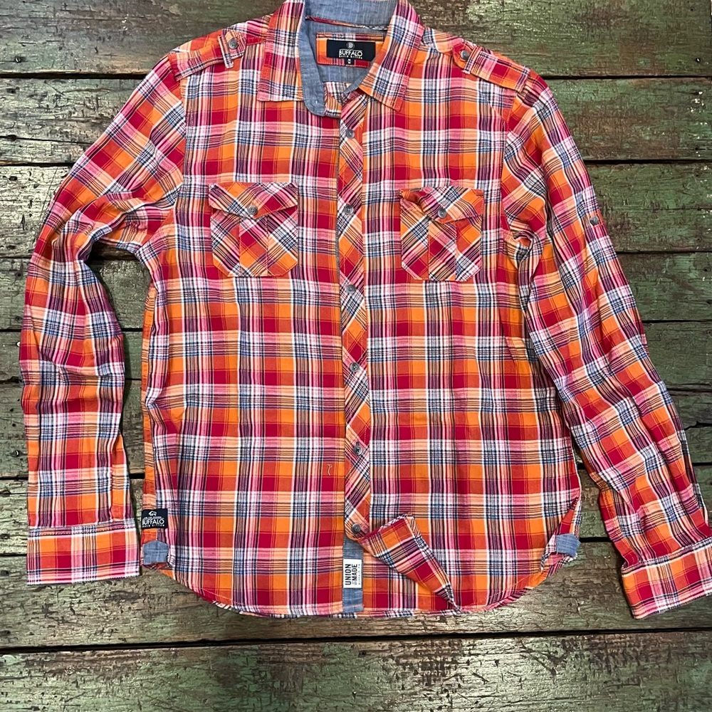 Buffalo David Bitton medium men’s button down shirt